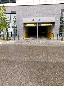 Satılır 3 otaqlı mənzil 120 m²