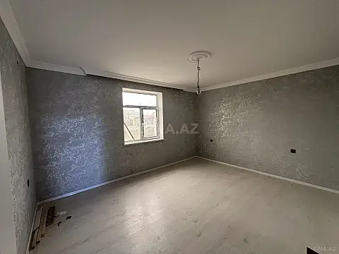 Satılır 6 otaqlı həyət evi 220 m²
