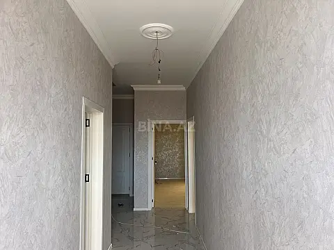 Satılır 6 otaqlı həyət evi 220 m²