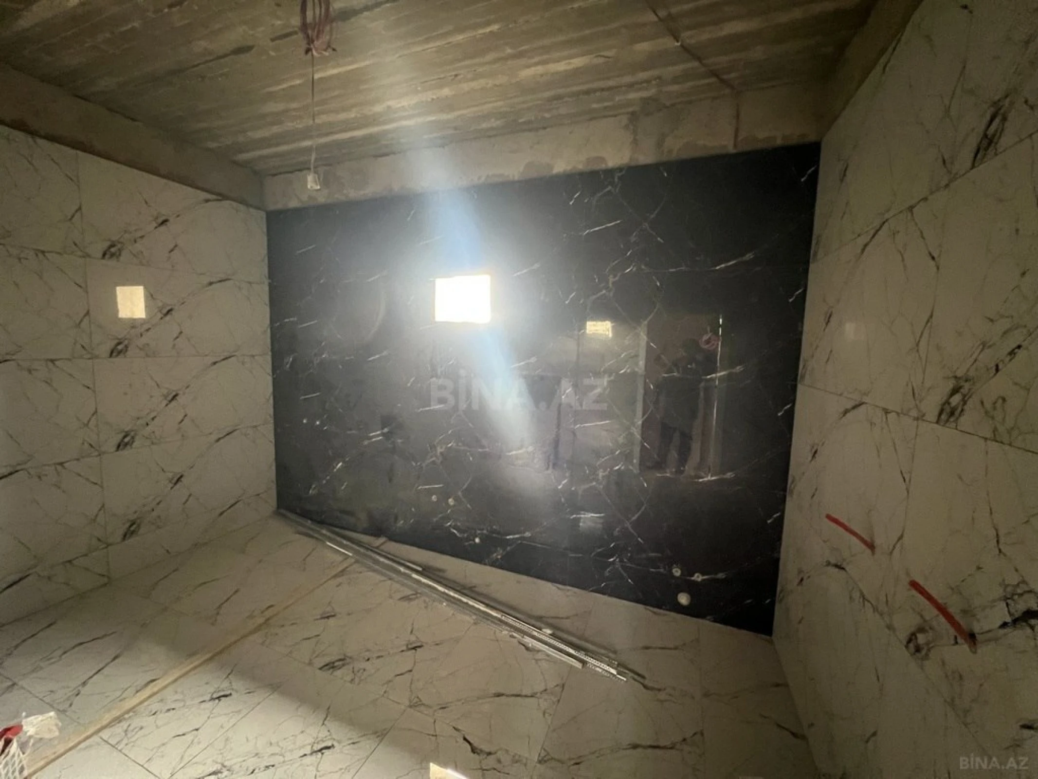 Satılır 6 otaqlı həyət evi 220 m²