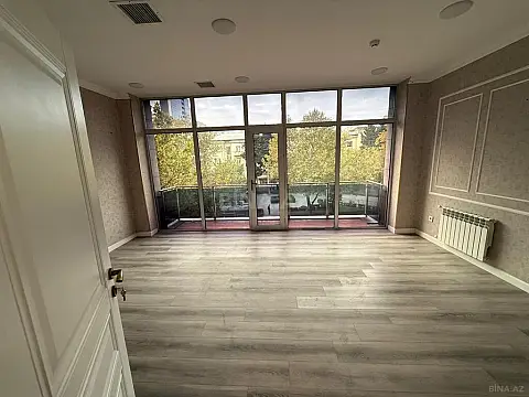 Kirayə verilir 10 otaqlı ofis 1150 m²