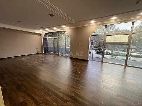Kirayə verilir 10 otaqlı ofis 1150 m²