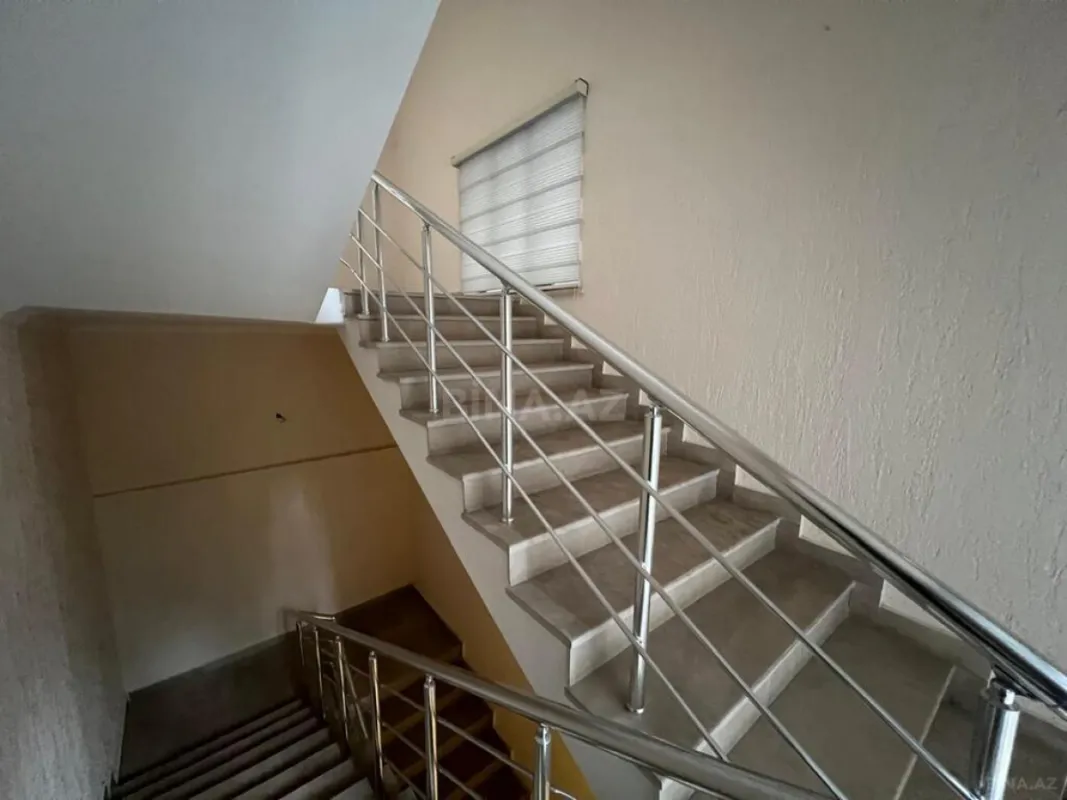 Kirayə verilir 10 otaqlı ofis 1150 m²