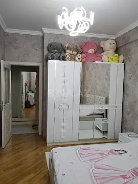 Satılır 2 otaqlı mənzil 63 m²