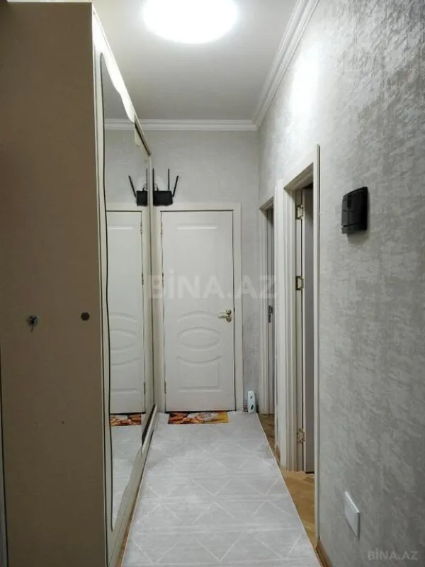 Satılır 2 otaqlı mənzil 63 m²