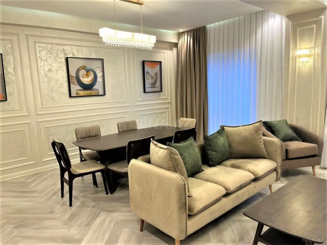 Satılır 3 otaqlı mənzil 140 m²