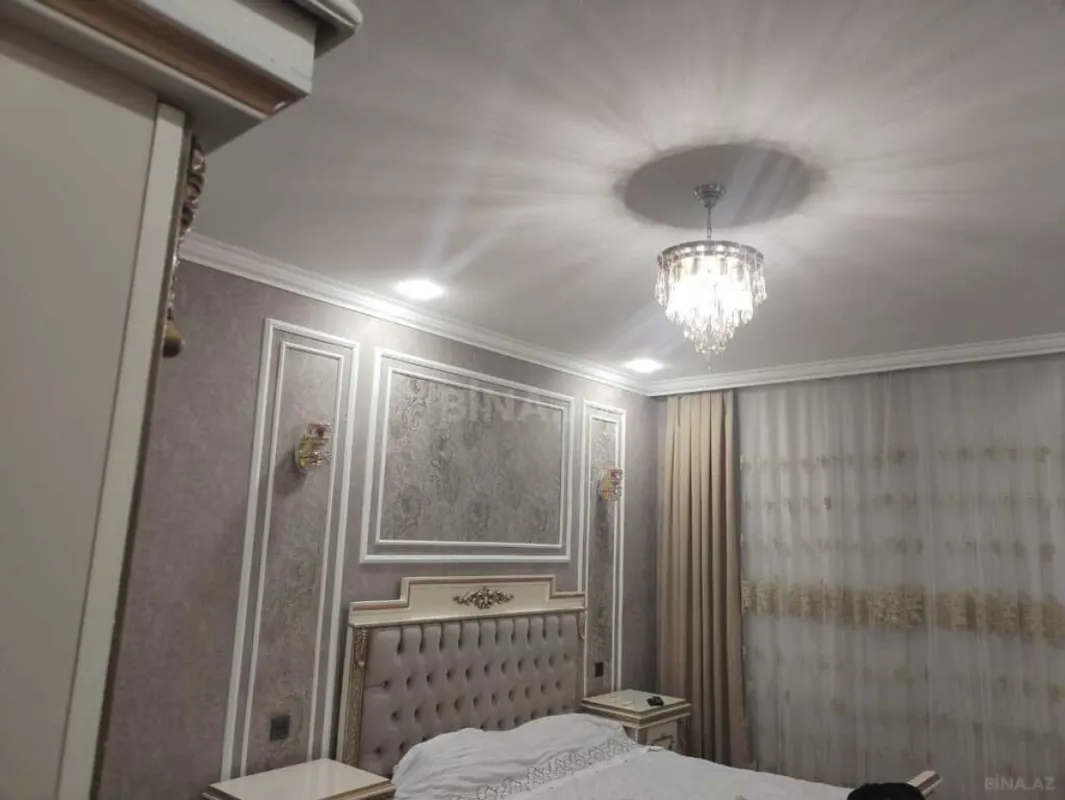 Satılır 11 otaqlı həyət evi 354 m²