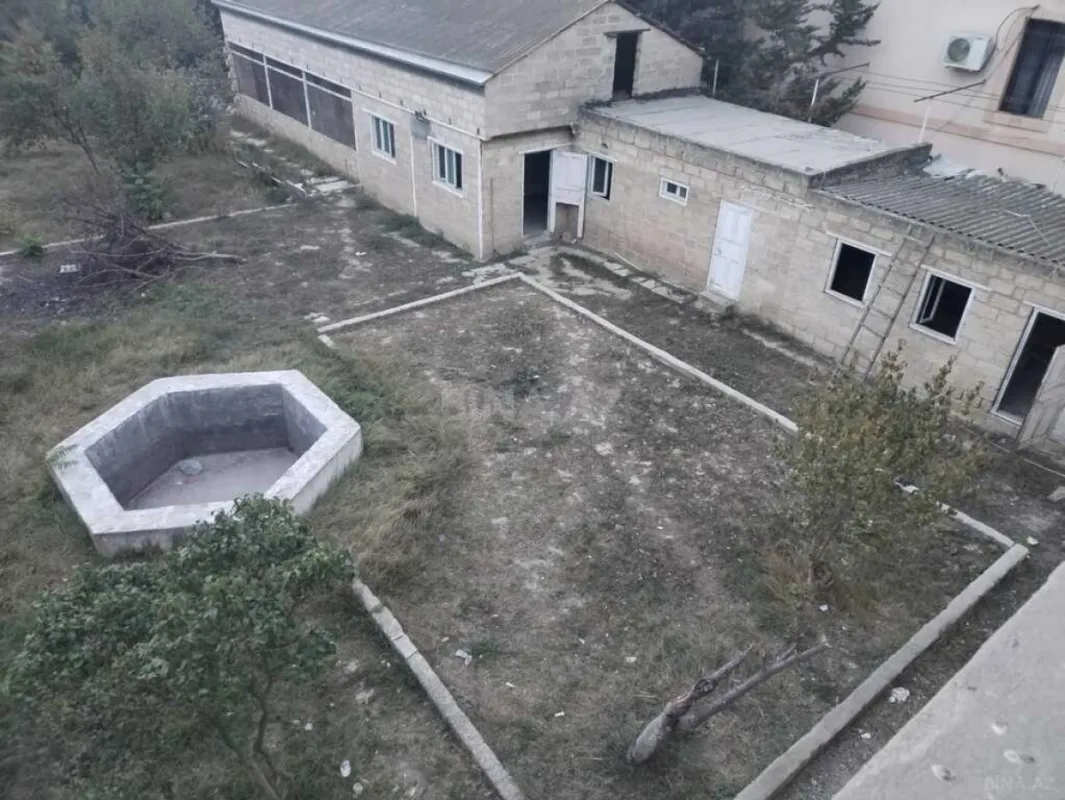 Satılır 11 otaqlı həyət evi 354 m²