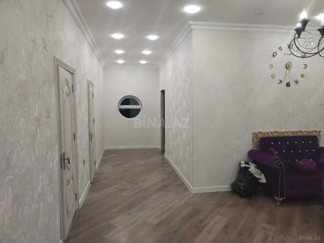 Satılır 11 otaqlı həyət evi 354 m²