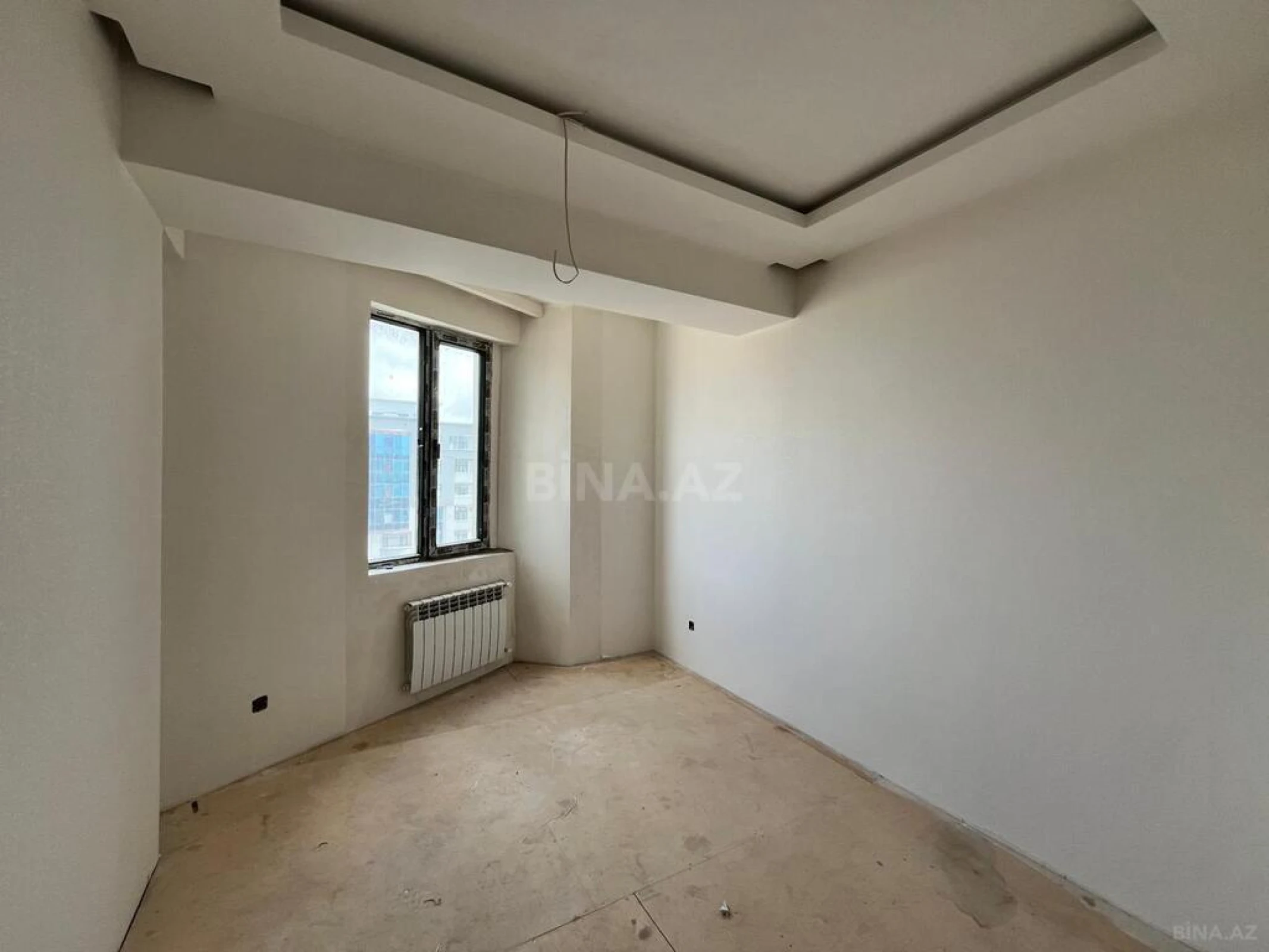 Satılır 4 otaqlı mənzil 156 m²