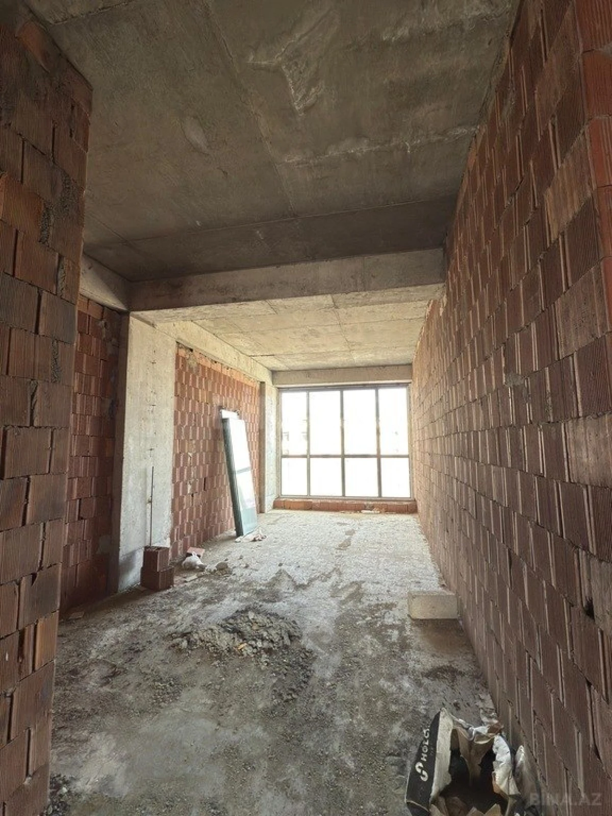 Satılır 3 otaqlı mənzil 117 m²