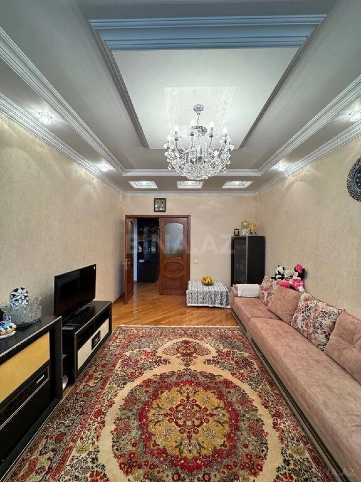Satılır 3 otaqlı mənzil 120.5 m²