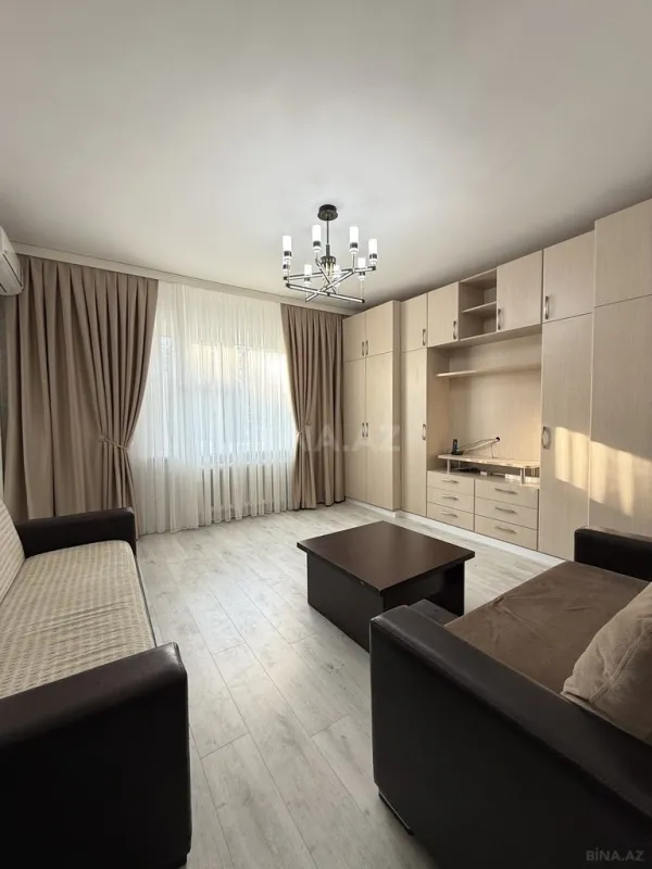 Satılır 2 otaqlı mənzil 68 m²