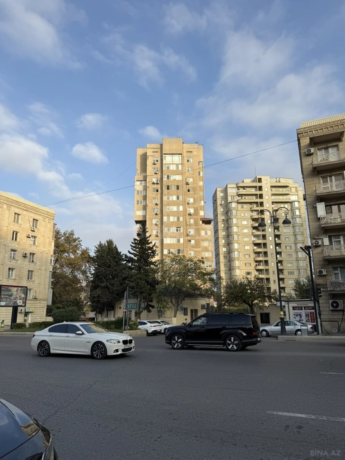 Satılır 2 otaqlı mənzil 68 m²