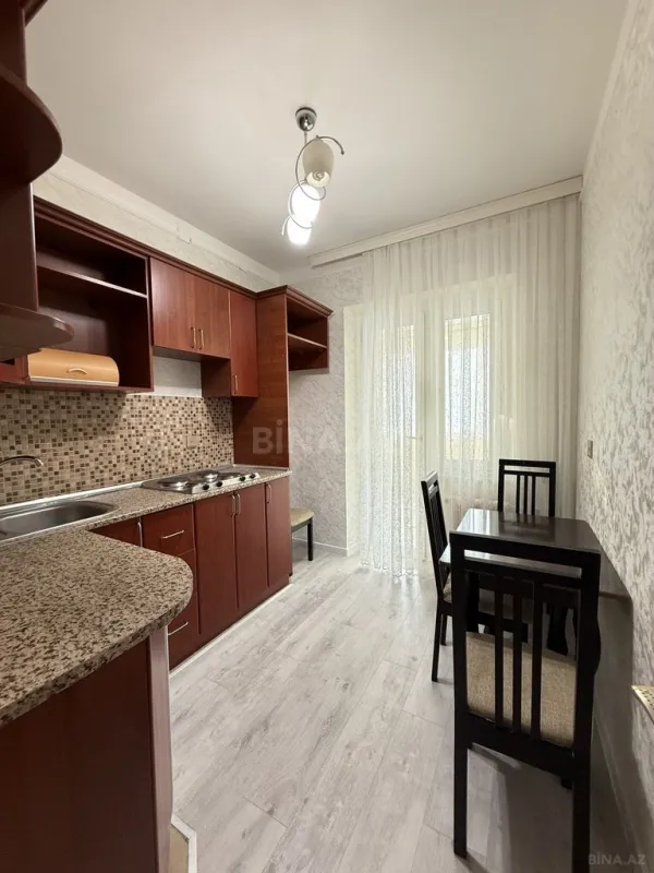 Satılır 2 otaqlı mənzil 68 m²