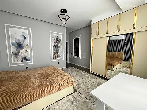 Kirayə verilir 3 otaqlı mənzil 116 m²