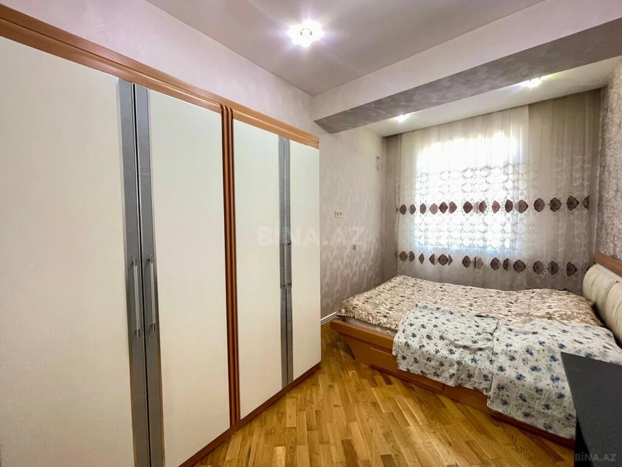 Kirayə verilir 3 otaqlı mənzil 110 m²