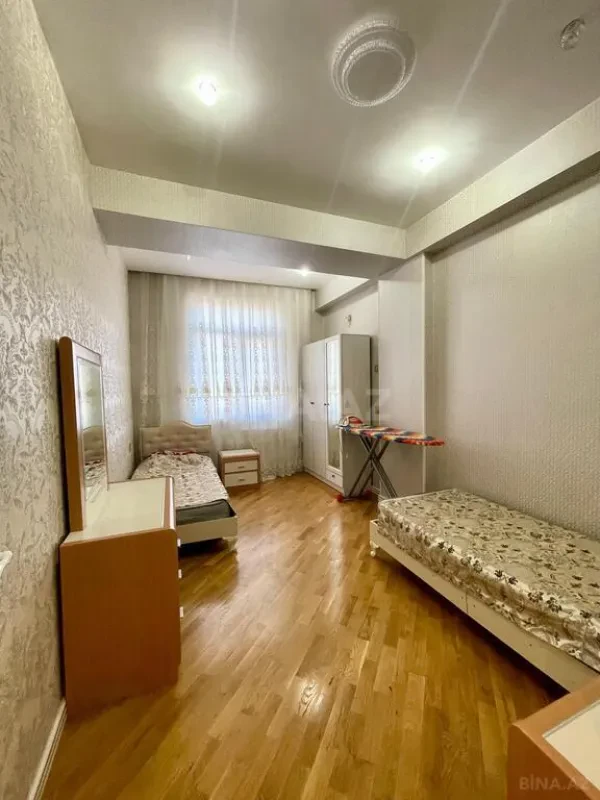 Kirayə verilir 3 otaqlı mənzil 110 m²