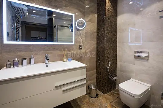 Kirayə verilir 3 otaqlı mənzil 130 m²