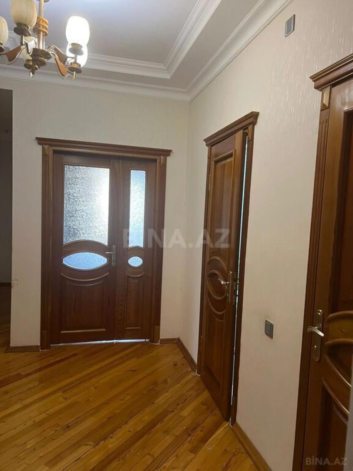 Satılır 3 otaqlı mənzil 125 m²
