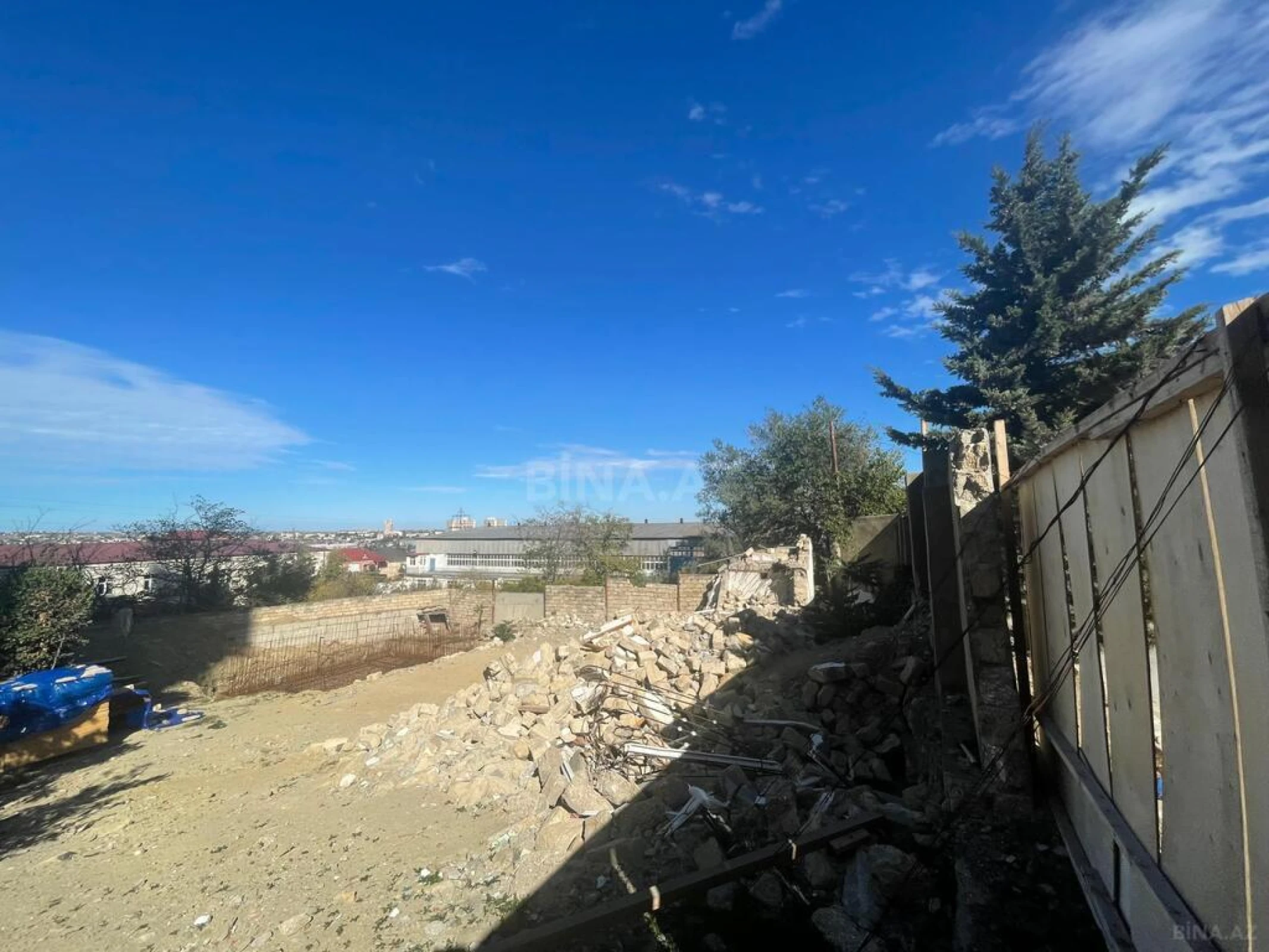 Satılır torpaq sahəsi 10 m²