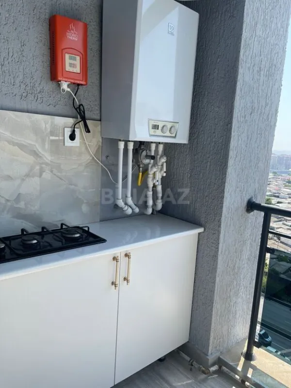 Satılır 3 otaqlı mənzil 110.5 m²