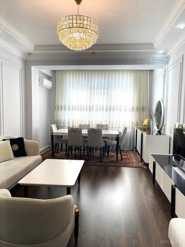 Satılır 3 otaqlı mənzil 110.5 m²