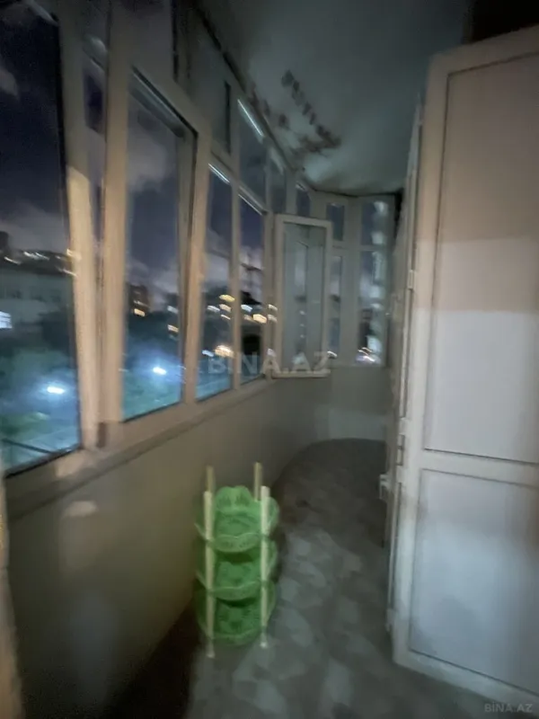 Kirayə verilir 4 otaqlı mənzil 168 m²