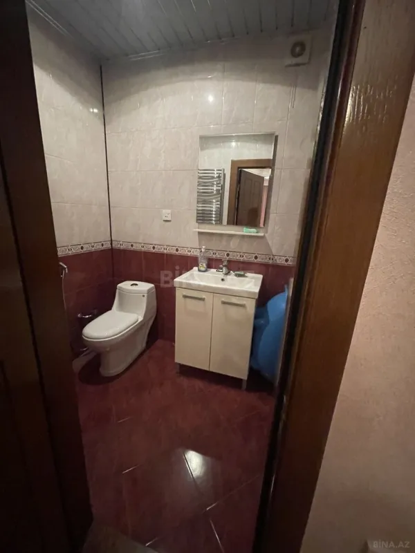 Kirayə verilir 4 otaqlı mənzil 168 m²