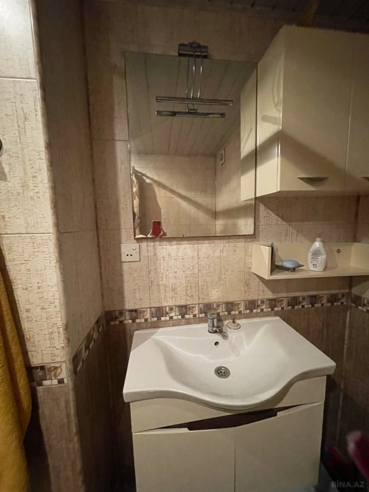 Kirayə verilir 4 otaqlı mənzil 168 m²