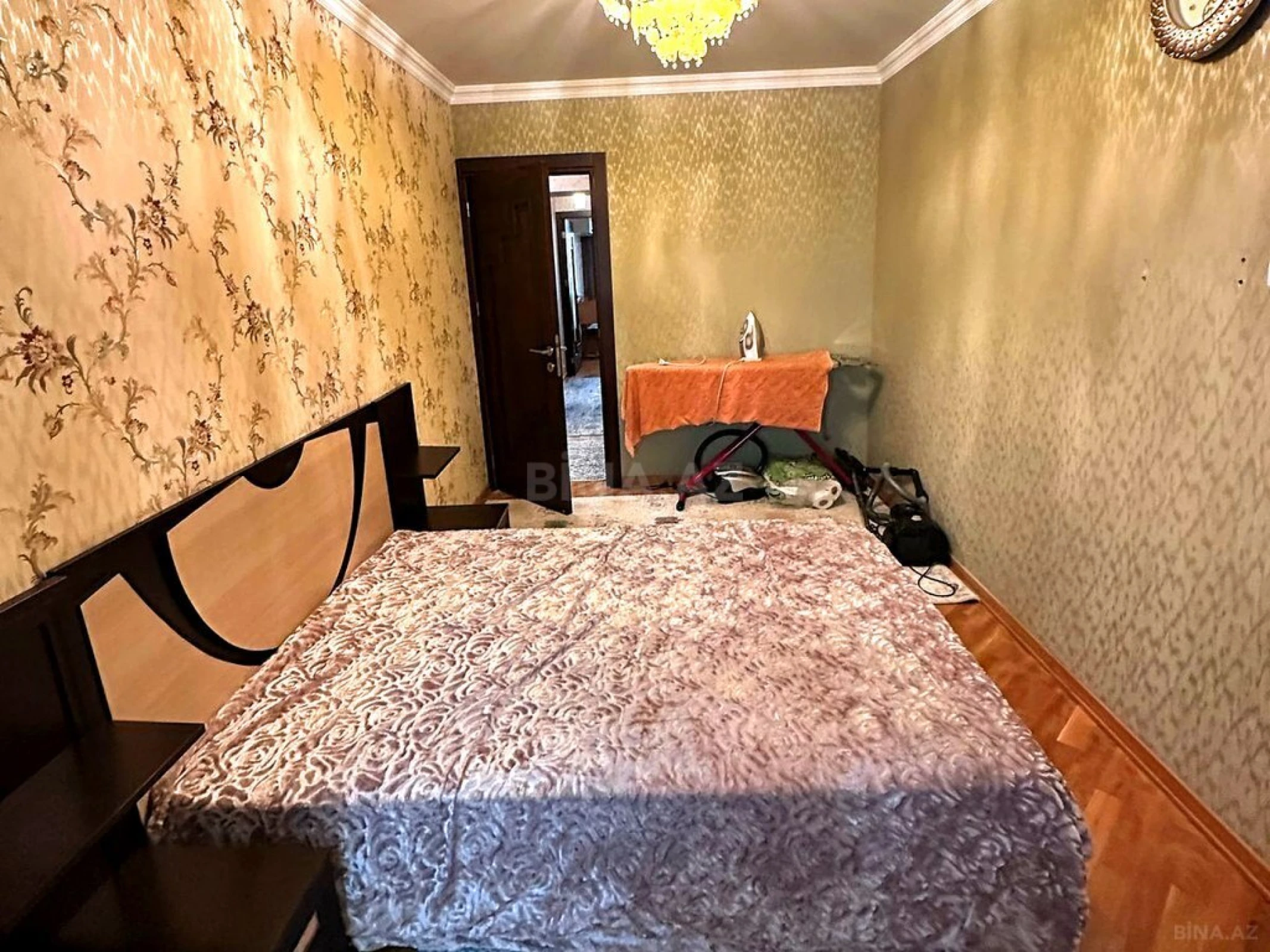 Satılır 5 otaqlı mənzil 125 m²