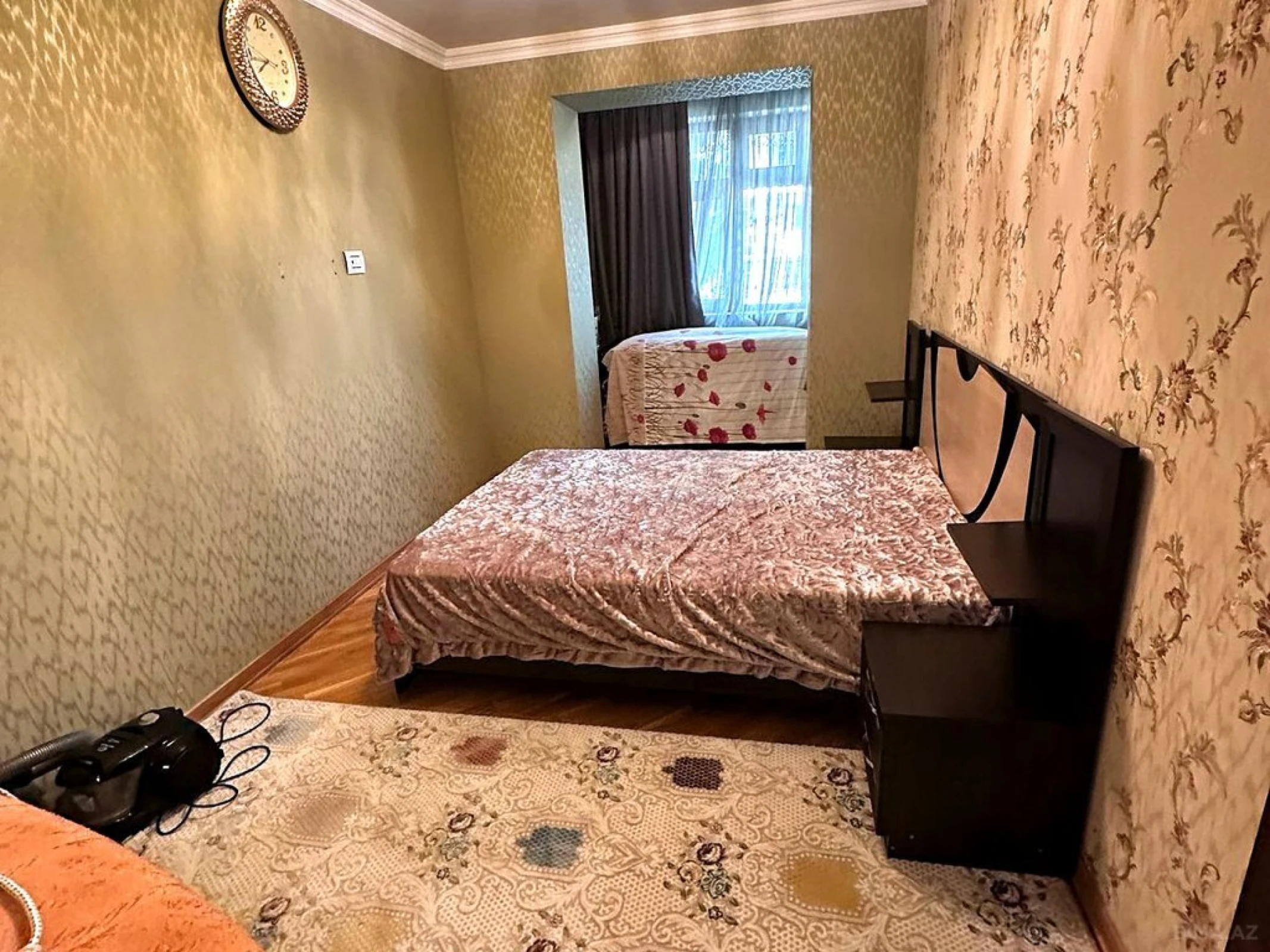 Satılır 5 otaqlı mənzil 125 m²