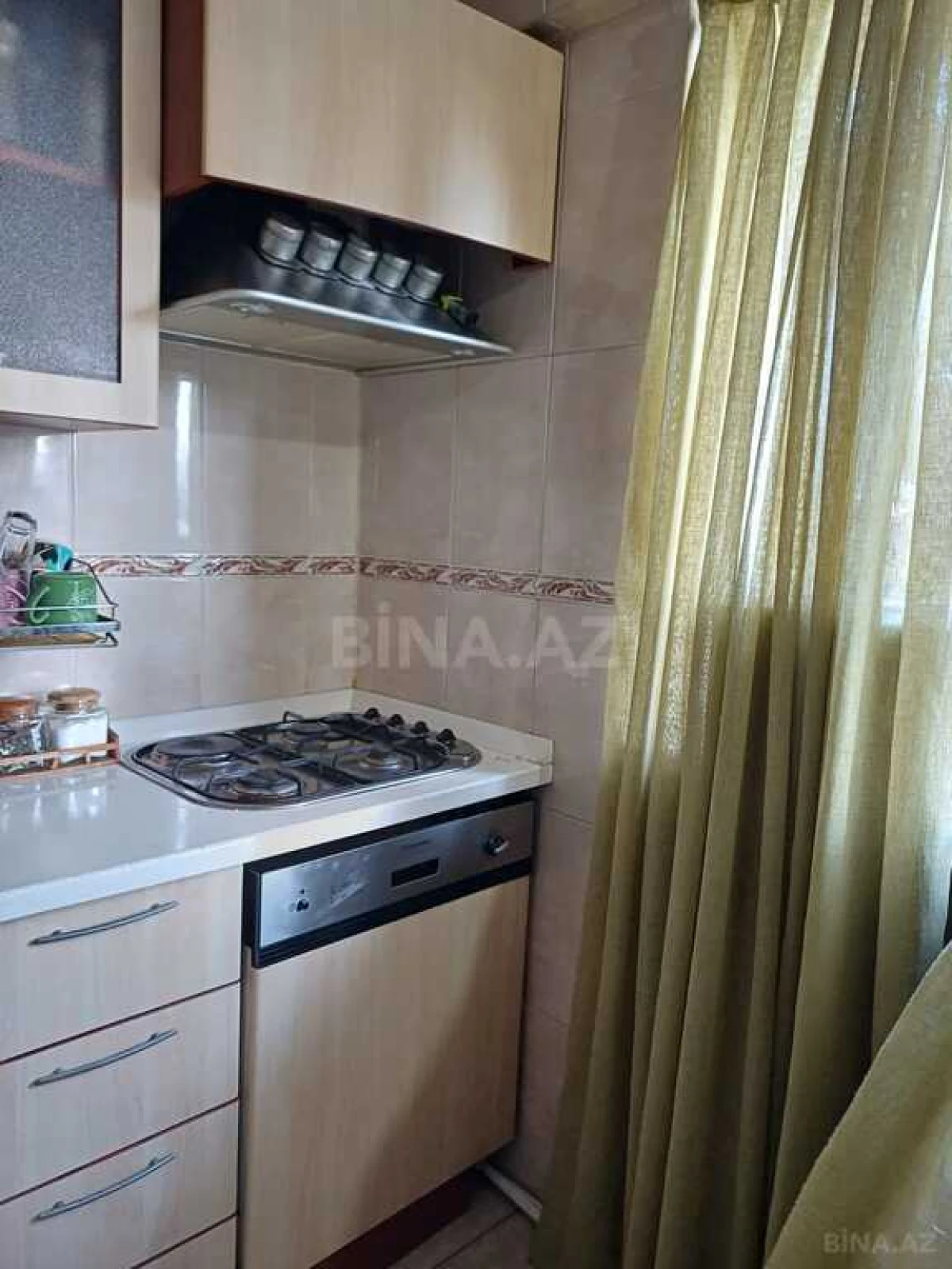 Satılır 3 otaqlı mənzil 70 m²