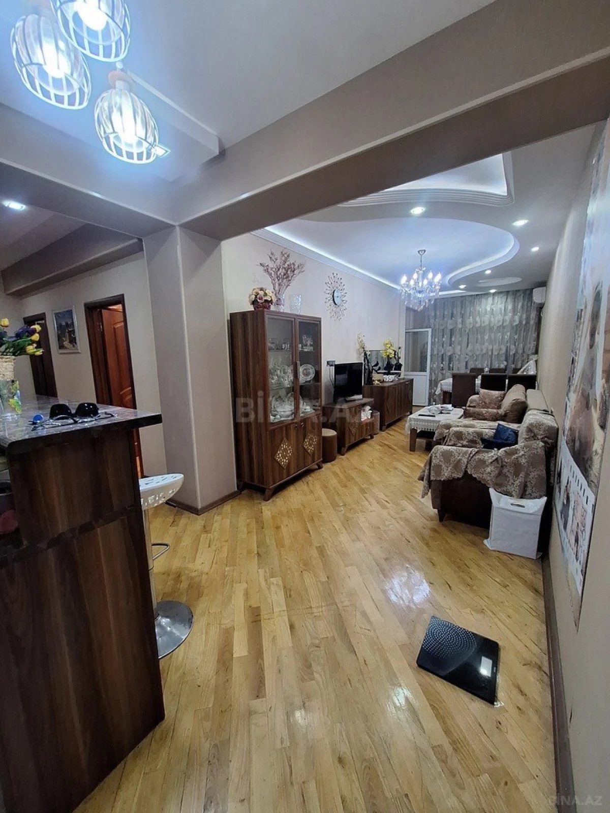 Satılır 4 otaqlı mənzil 110 m²