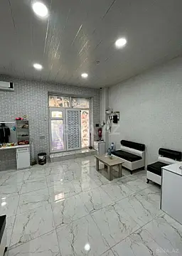 Satılır obyekt 42 m²
