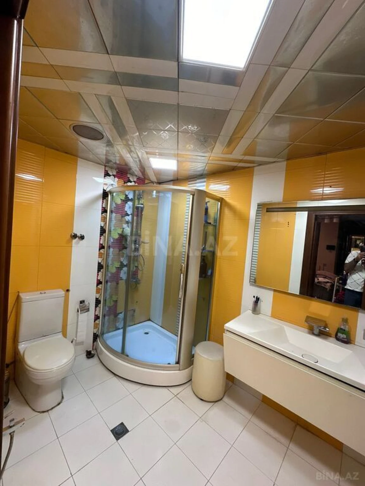 Satılır 3 otaqlı mənzil 105 m²