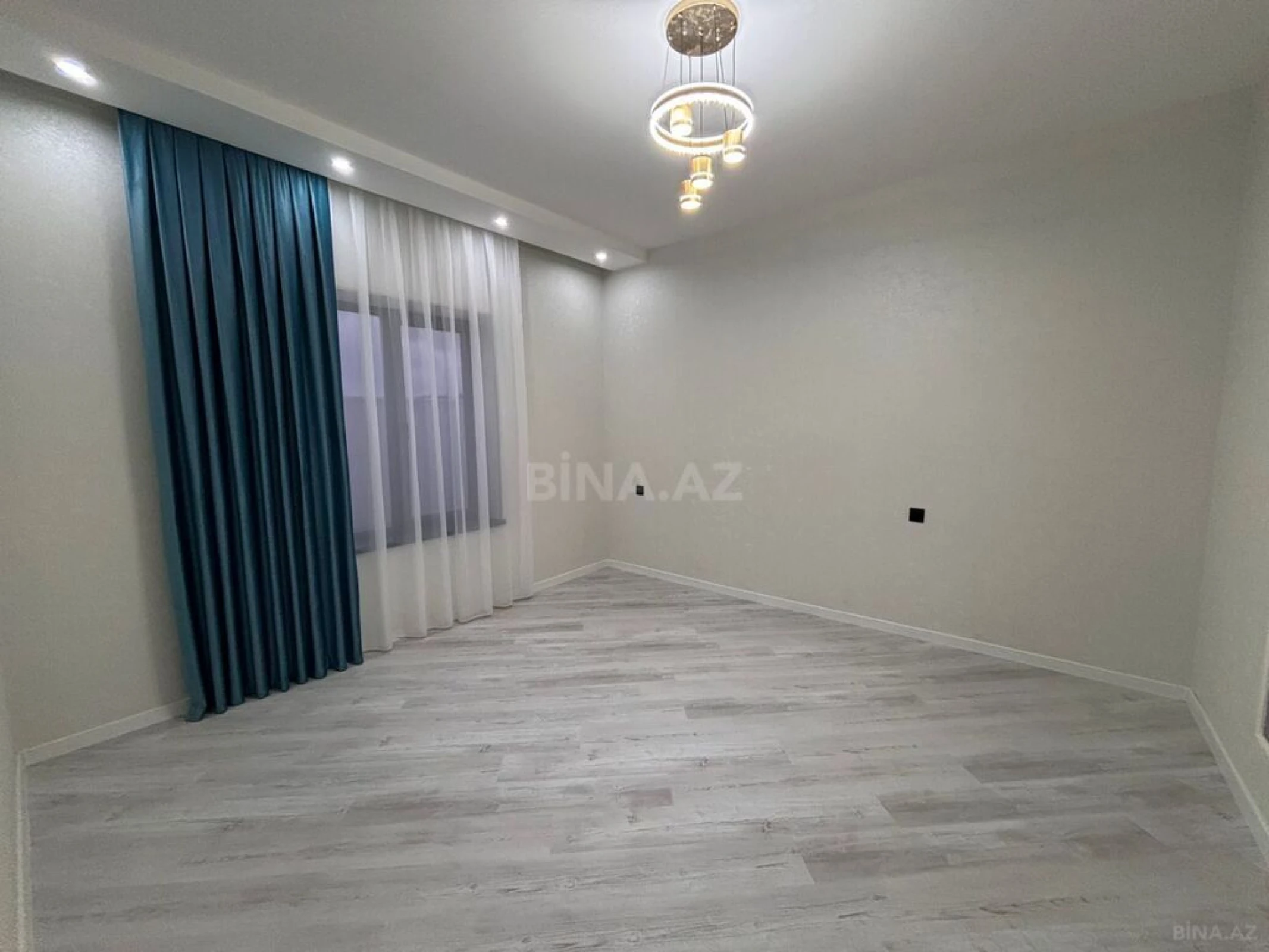 Satılır 4 otaqlı həyət evi 145 m²