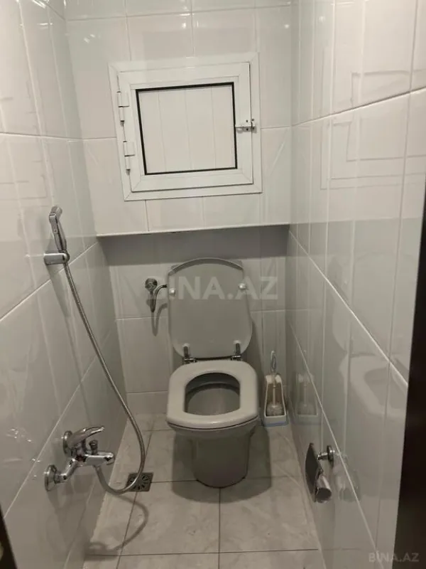 Satılır 4 otaqlı mənzil 120 m²