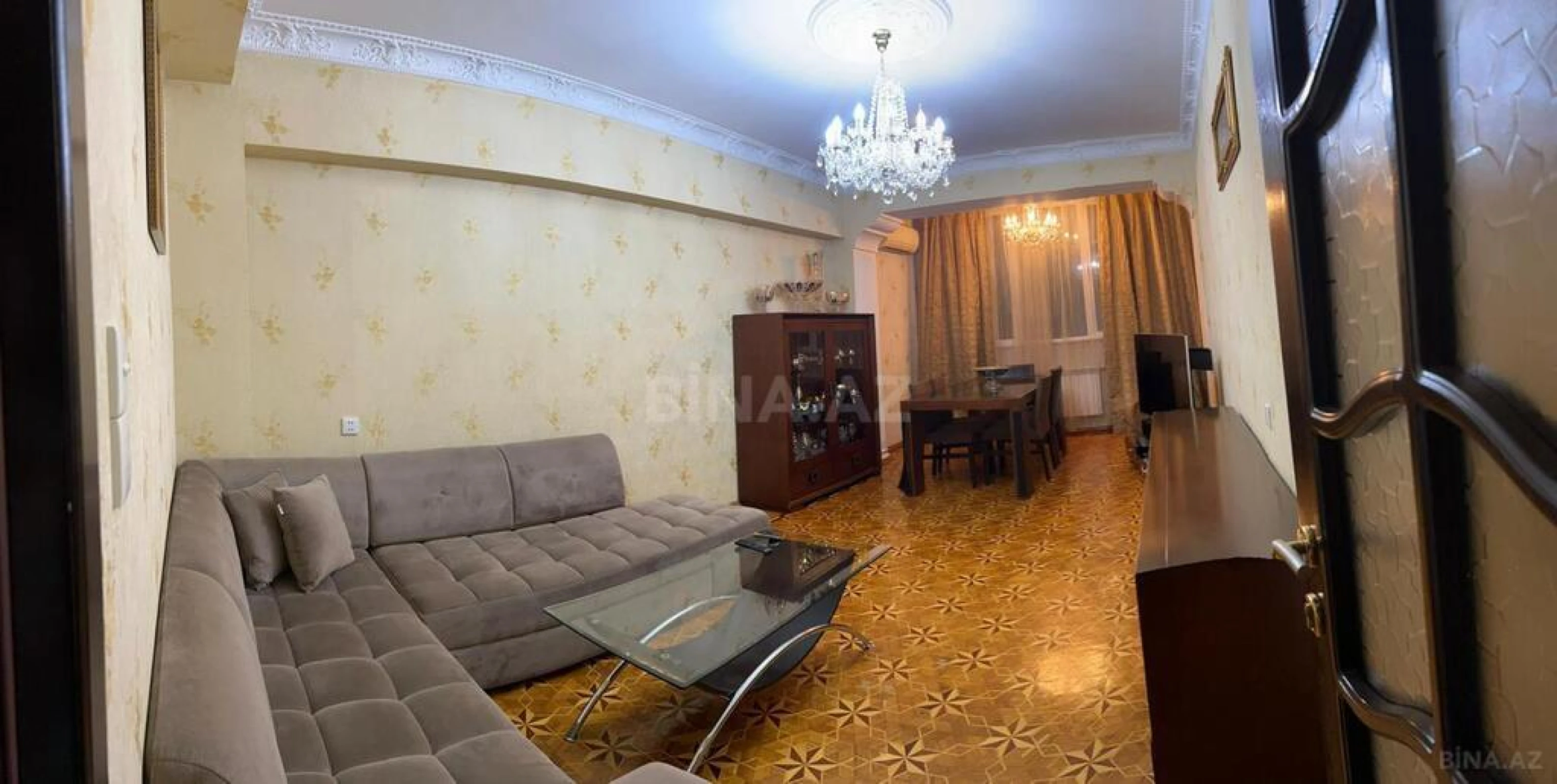 Satılır 4 otaqlı mənzil 120 m²