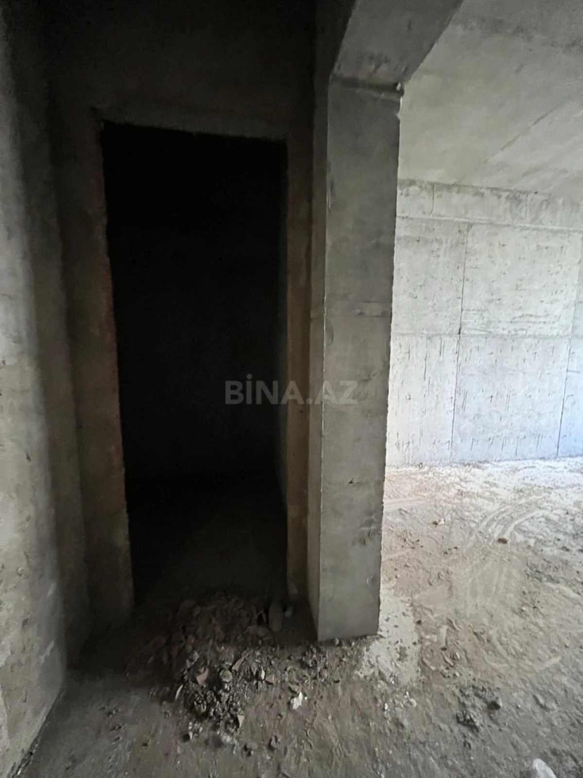 Satılır 2 otaqlı mənzil 95 m²