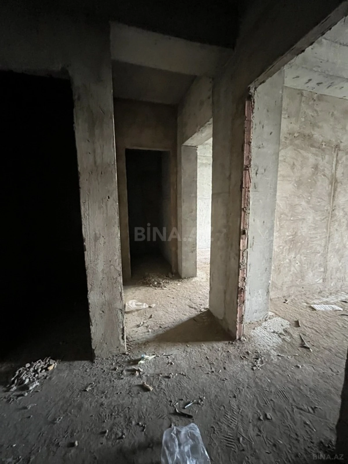 Satılır 2 otaqlı mənzil 95 m²