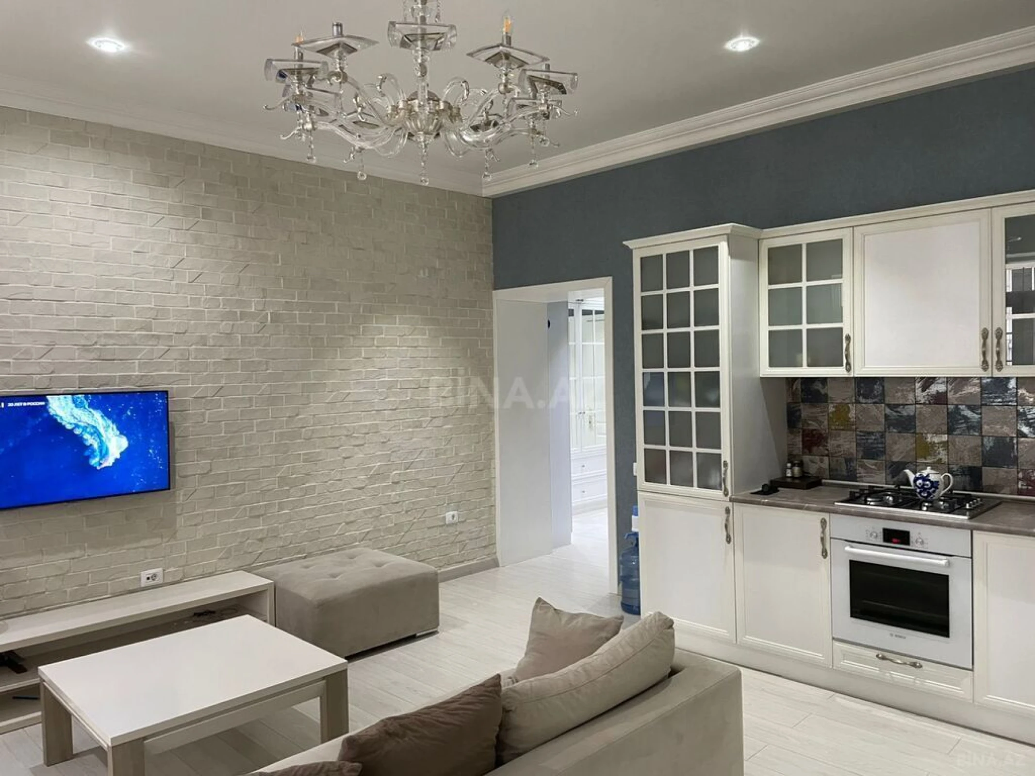 Satılır 2 otaqlı mənzil 70.5 m²