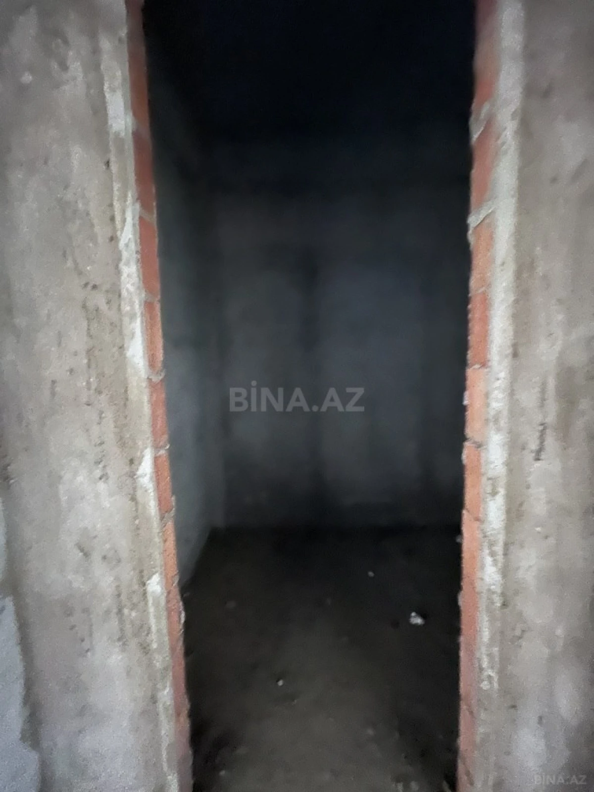 Satılır 2 otaqlı mənzil 99 m²