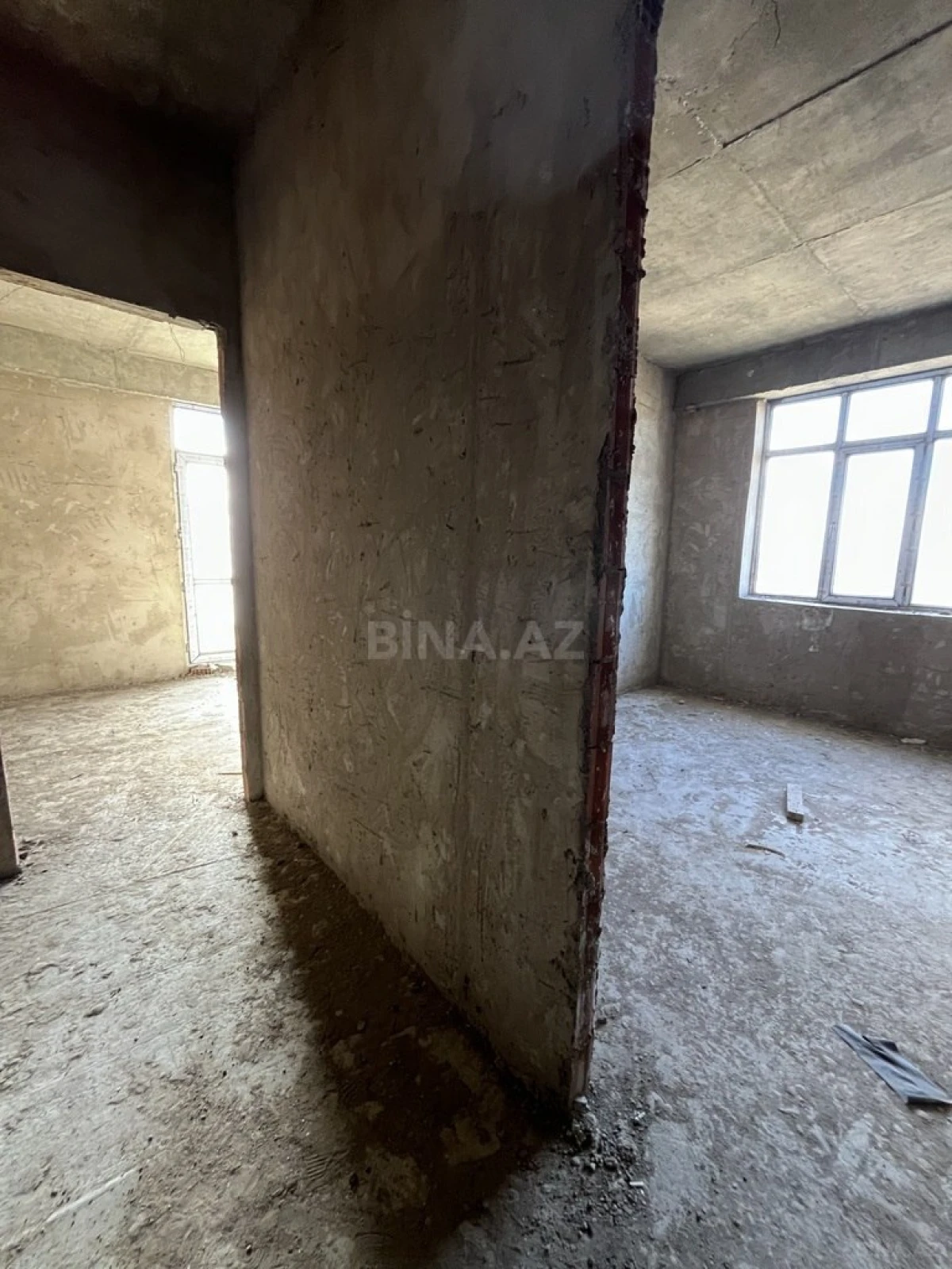 Satılır 2 otaqlı mənzil 85 m²