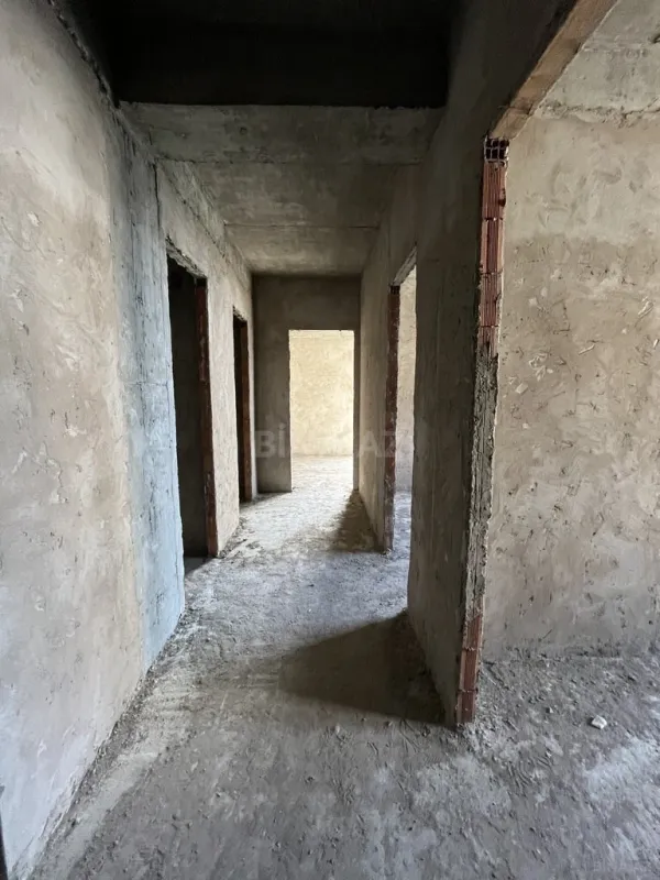 Satılır 2 otaqlı mənzil 85 m²