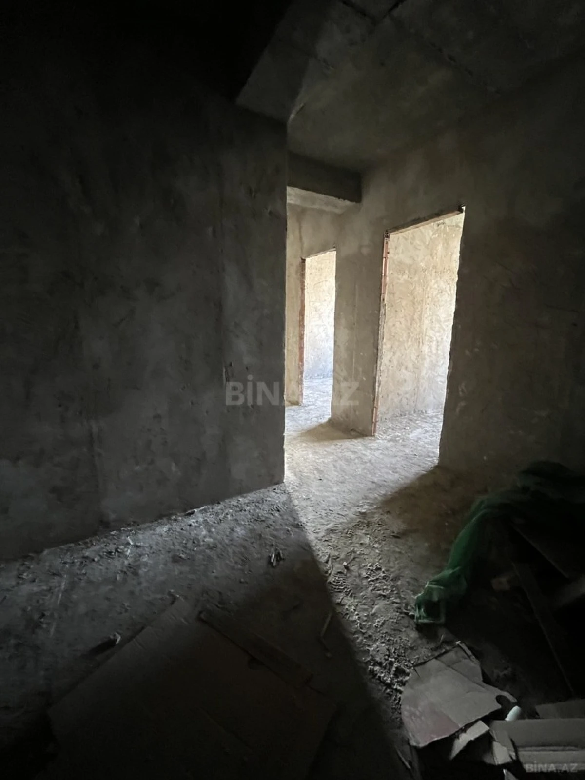 Satılır 2 otaqlı mənzil 85 m²