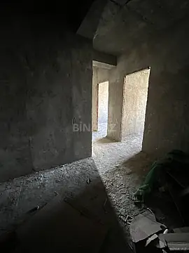 Satılır 2 otaqlı mənzil 85 m²