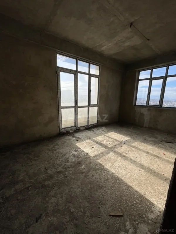 Satılır 2 otaqlı mənzil 85 m²