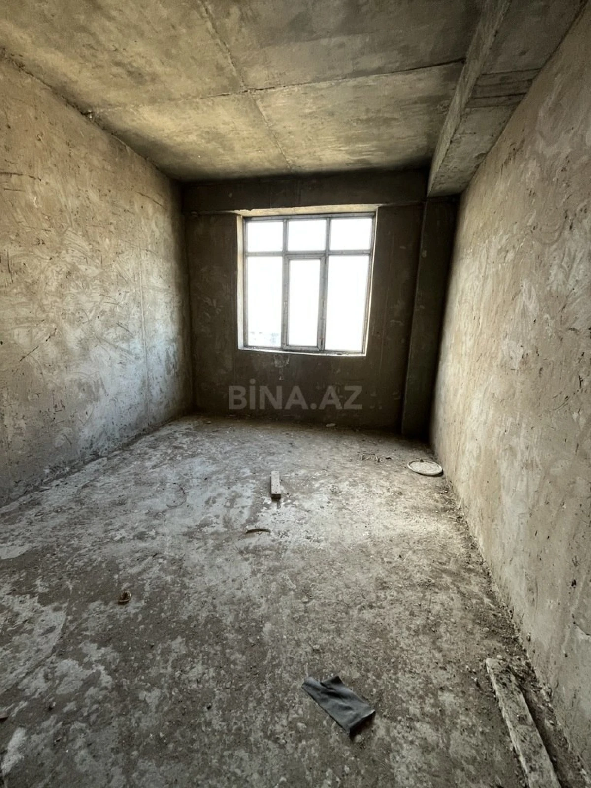 Satılır 2 otaqlı mənzil 85 m²