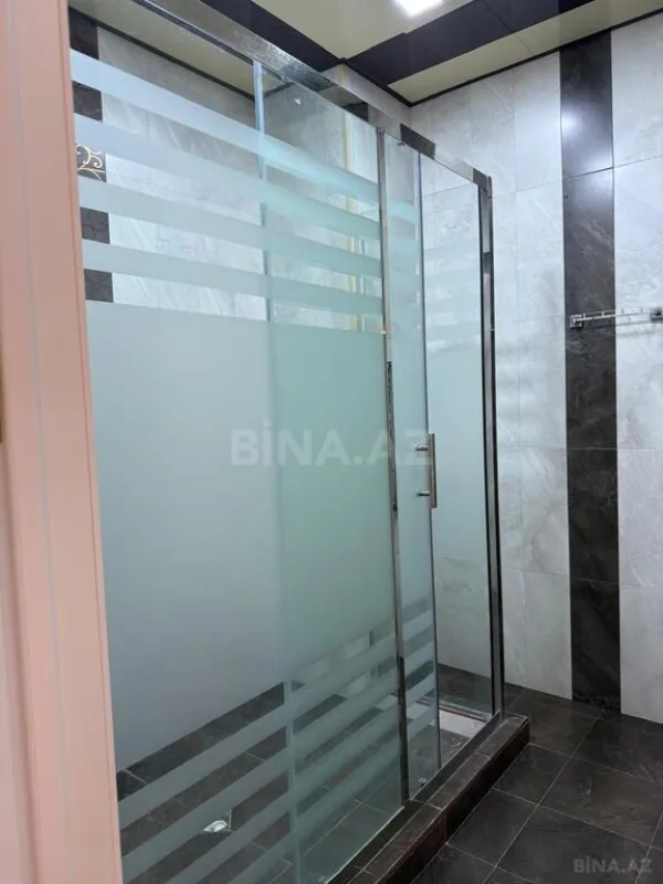 Satılır 3 otaqlı mənzil 140 m²